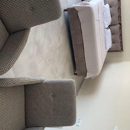 Villa Luxe Tekerbrothers